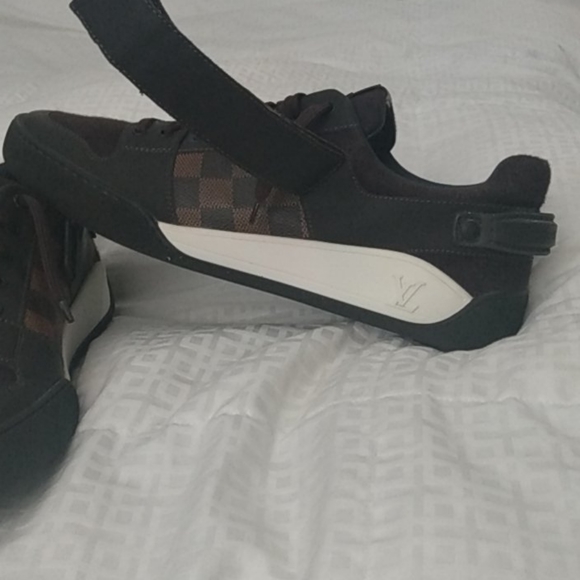 Louis Vuitton Men's Elliptic Damier sneaker - Picture 3 of 12